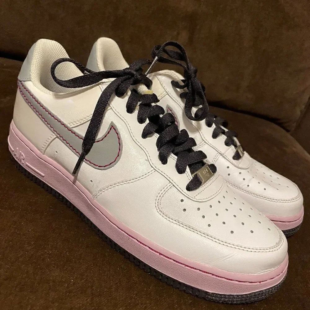 Mint Condition NIKE Wmns Air Force 1 '07 'Silver Doll' 2008 Vintage 9 US AF1